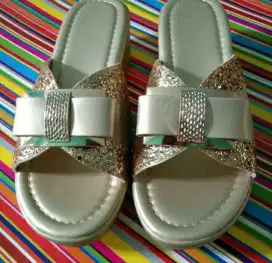 Sandal Wedges Wanita Dengan Pita Berlian Imitasi / Sandal Santai