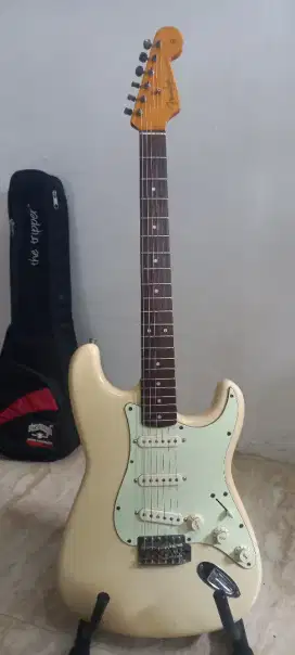 Fender Stratocaster Japan