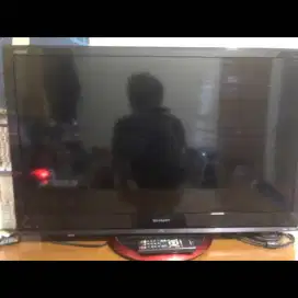 Di jual tv led Sharp 32 masih Ok pemakaian sehari2
