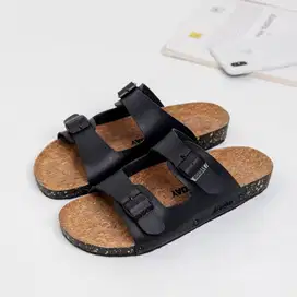 Sandal Slide Pria Original Monday Yuno Hazel TotoSuryo x Monday