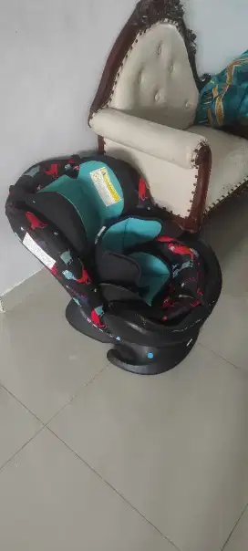 Car seat baby does untuk bayi dan anak motif Dino baby does