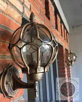 Lampu hias teras klasik