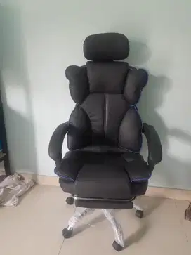 Kursi Direktur Boss Ergonomis Sandaran pijat getar headrest footrest