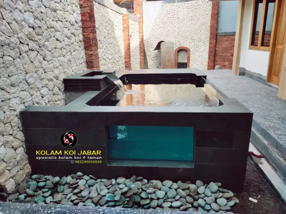 Tukang kolam koi