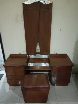 Meja Rias/Tualet jati asli antik