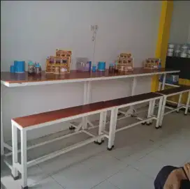 1 set meja kursi jualan rangka besi NEGO