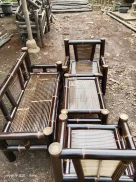 Jual kerajinan kursi bambu bale bambu hitam bangku senderan