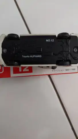 Tomica toyota alparht