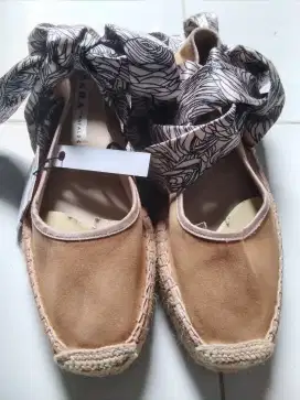 Sepatu zara trafalu size 36