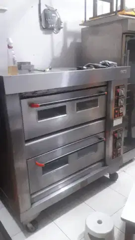 Cleaning Service Oven Deck, Fryer, Alat Dapur, Poles Kerak gosong