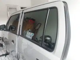 kaca film mobil anti silau adem