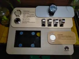 Stand Jam Tangan Huawei Untuk Pameran