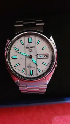 Seiko SNXS Wajik white dial