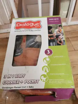 Dialogue baby carrier