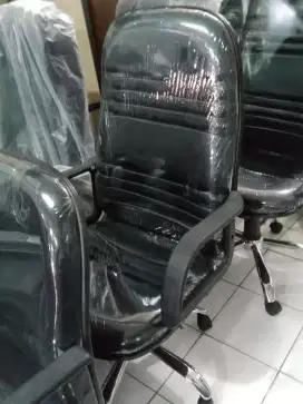 KURSI SEKERTARIS DAN KURSI DIREKSI