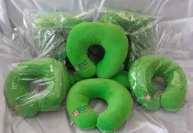souvenir bantal leher,grosir bantal leher murah, souvenir ultah