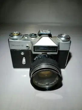 Kamera Zenit Behnt E (off/display)