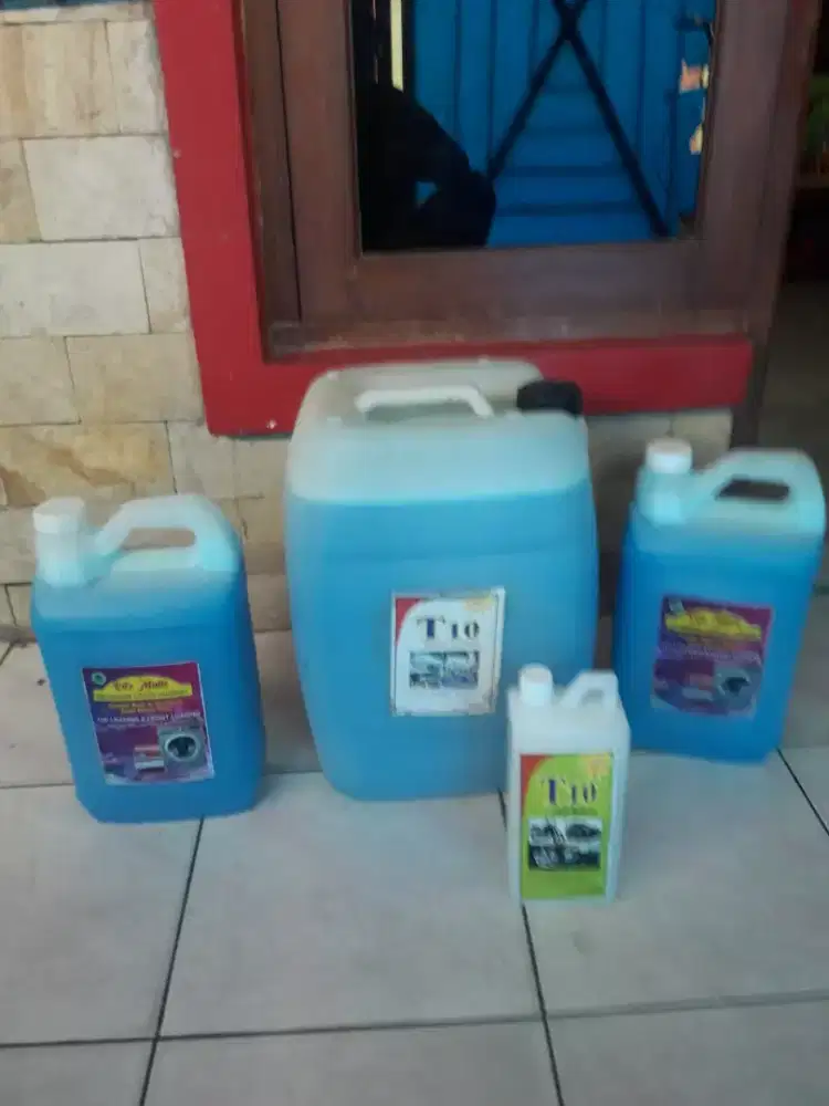 DETERGENT  LIQUID LAUNDRY
