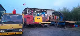 Unic telscopic crane ( rental crane )