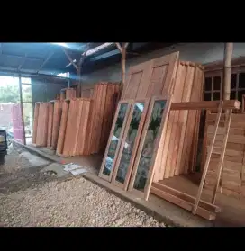 Pintu,kusen,jendela kayu kering harga miring.