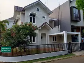 Rumah 2 Tingkat di kontrakan