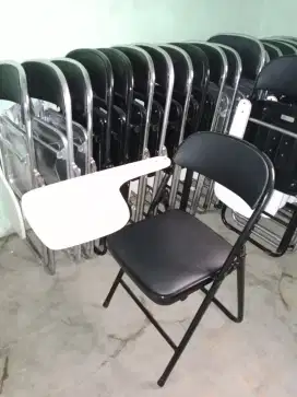 Kursi kuliah chitose