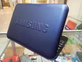 Laptop Samsung 10 inch touchscreen intel ram 2gb bt sekolah belajar