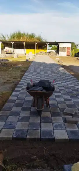 Pemasangan paving