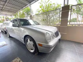W210 E240 AT 2001