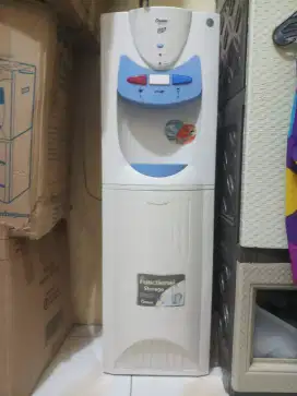 Jual dispenser cosmos digin dan panas .