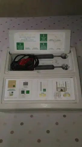 Mesin Lifting untuk Facial buatan Eropa Murah