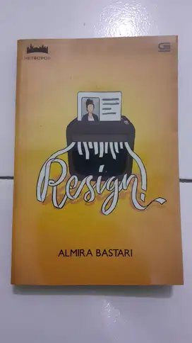 Novel Resign Almira Bastari