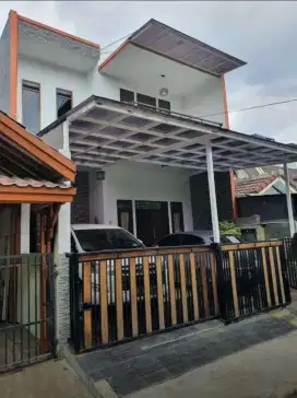 RUMAH KEREN DI GALAXY
