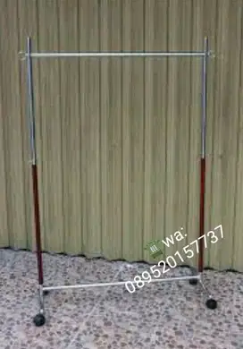Display pakaian