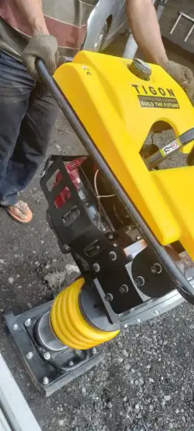 Molen stamper kodok kuda baby roller jack hammer genset senso pemadat