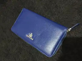 Dompet prada navy kulit (sale)