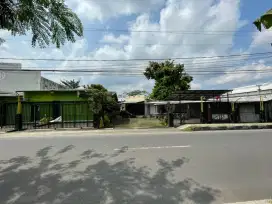 Dijual Dalam Satu Area Pagar Ruko 4 dan Rumah