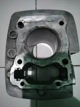 Blok seher motor verza kosongn
