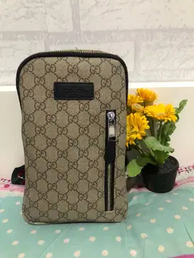 Tas Pria slempang Keren