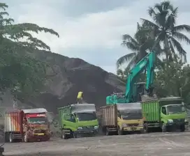 Batu belah Tias