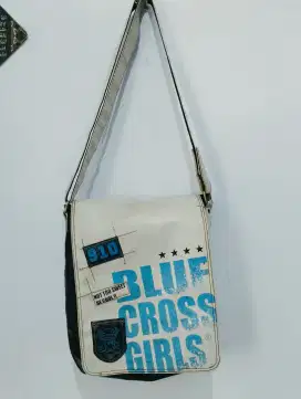 Tas Slempang Blue Cross Girl 910