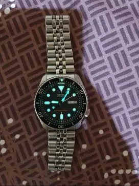 Jam tangan SEIKO Legend James Bond SKX007 Fullset
