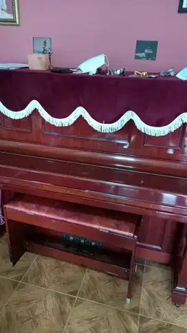 Piano Reibach 100 eropa langka setara Yamaha U3