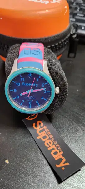 Jam tangan Superdry Scuba