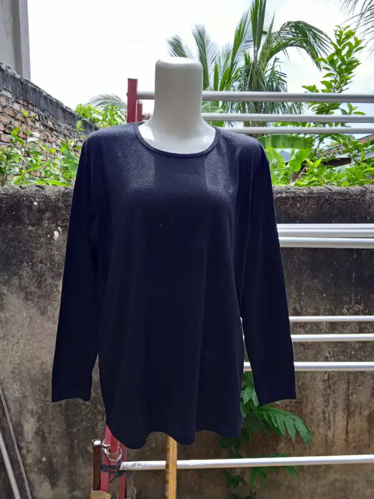 Atasan Hitam Second