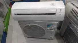AC Daikin  Thailand ( 1/2  PK )