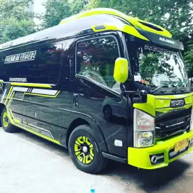 Sewa bus pariwisata surabaya