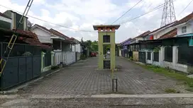 Perumahan Bobosan Purwokerto Utara Dekat Stasiun, Kuliner, Kampus