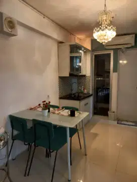 Disewakan Lantai Rendah 2BR Furnised Tower Flamboyan
