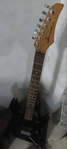 GITAR ELEKTRIK MELODY MAXWELL